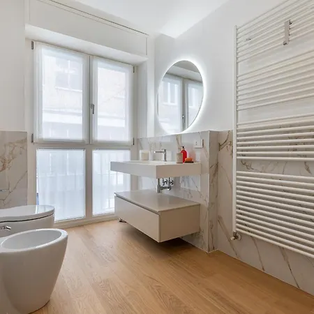 Guesthost - Design Flat In The Heart Of Appartamento