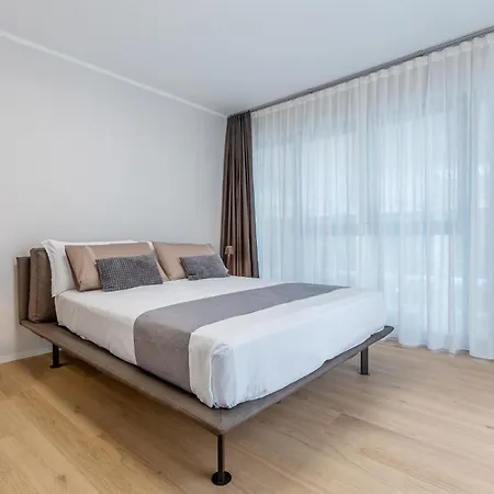 Guesthost - Design Flat In The Heart Of Апартаменты