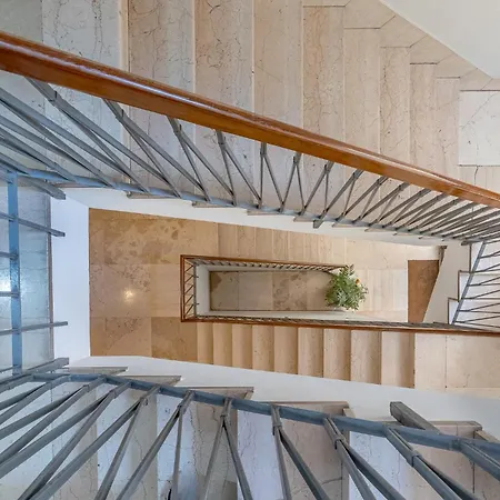 Guesthost - Design Flat In The Heart Of * Ferrara